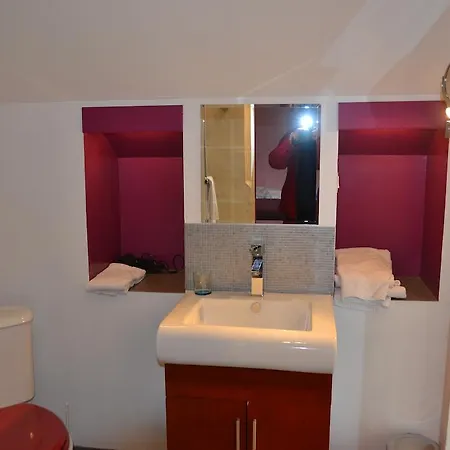 Hébergement de vacances Gîtes Du Château De La Motte Usseau (Vienne)