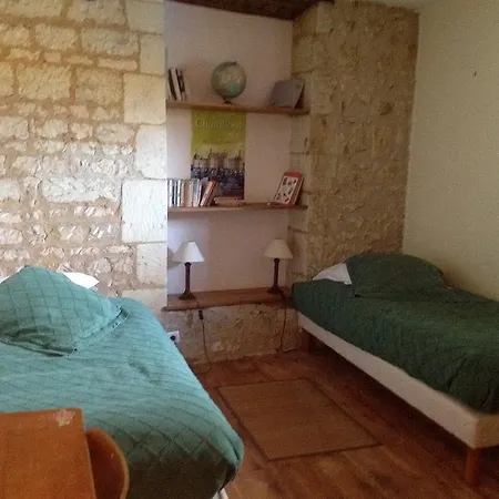 Hébergement de vacances Gîtes Du Château De La Motte Usseau (Vienne)