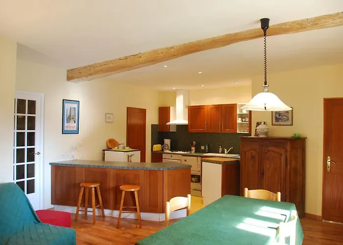 Gites Du Chateau De La Motte Usseau (Vienne)