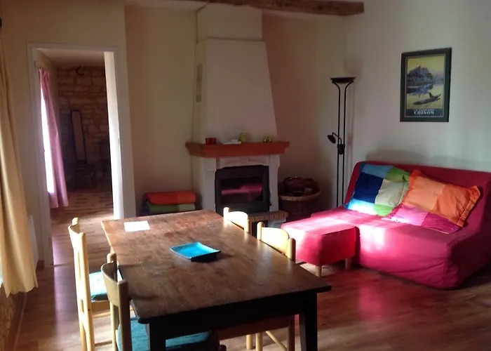 Gites Du Chateau De La Motte Usseau (Vienne)