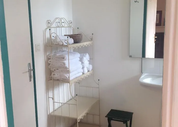 Gites Du Chateau De La Motte Usseau (Vienne)